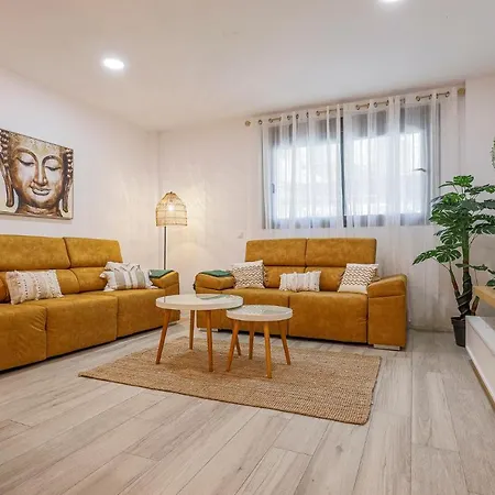 Family Suits Encantos De Appartamento Siviglia
